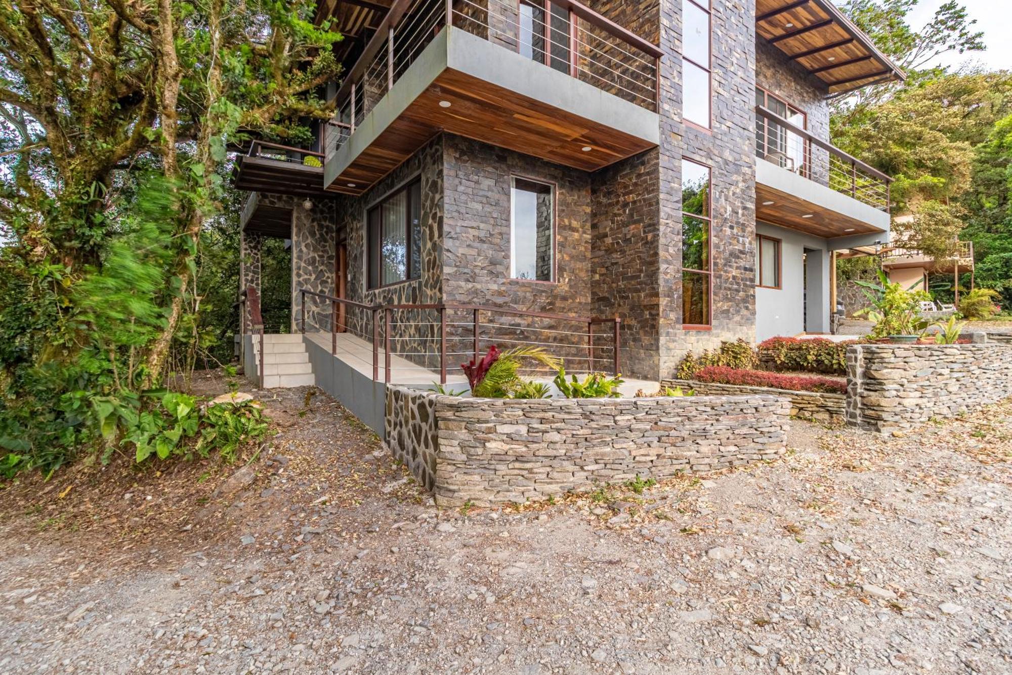 Cougar Monteverde Exterior foto